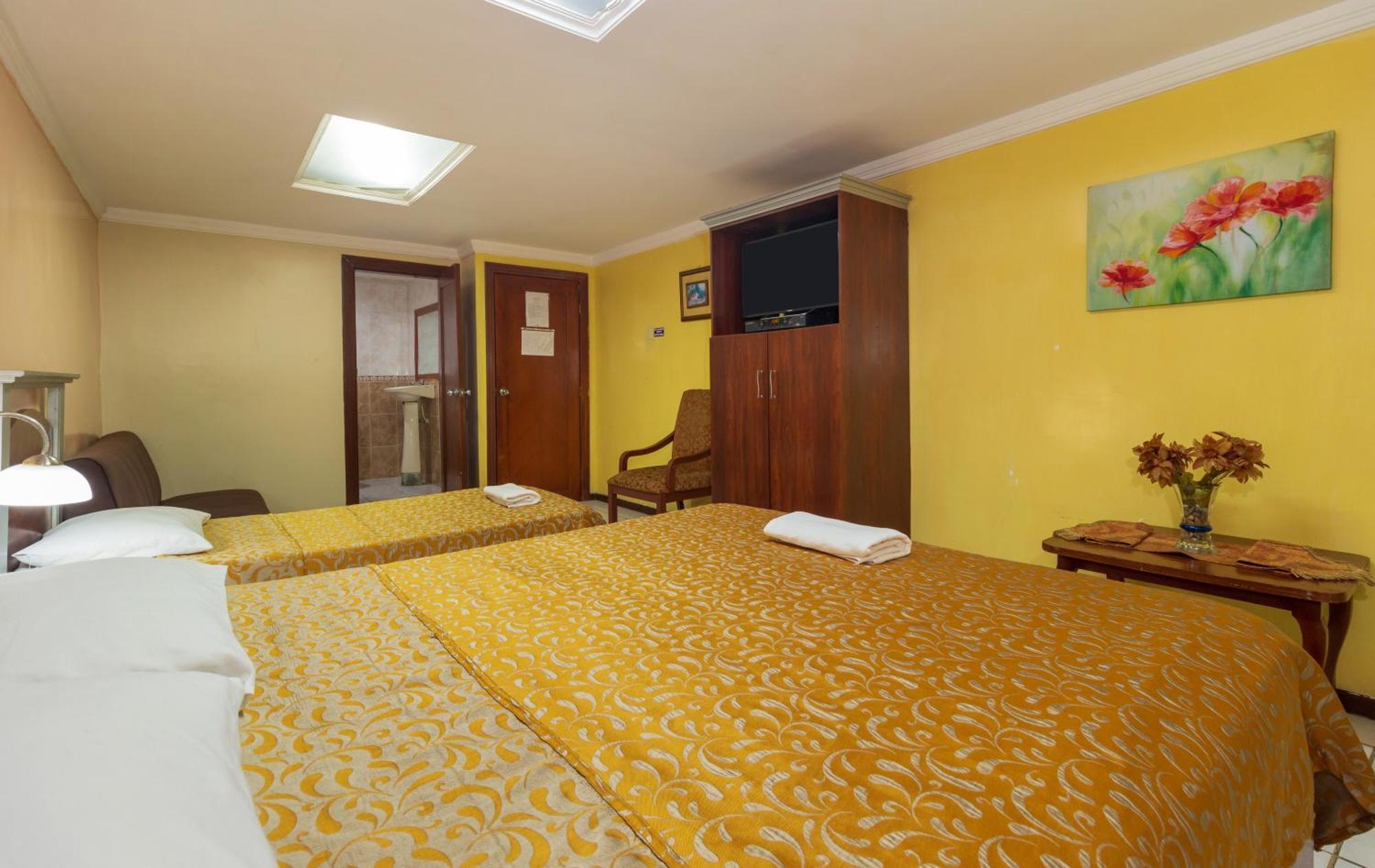 Hotel Malecon Inn جواياكيل المظهر الخارجي الصورة