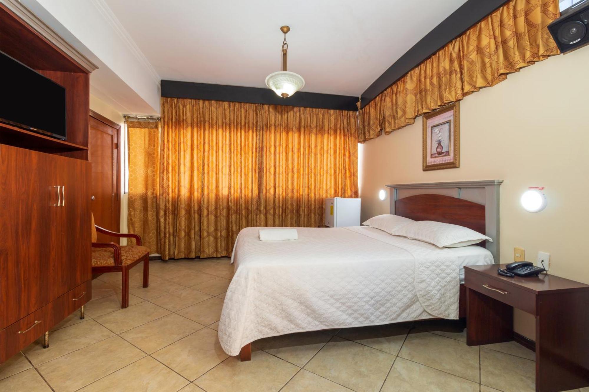 Hotel Malecon Inn جواياكيل المظهر الخارجي الصورة