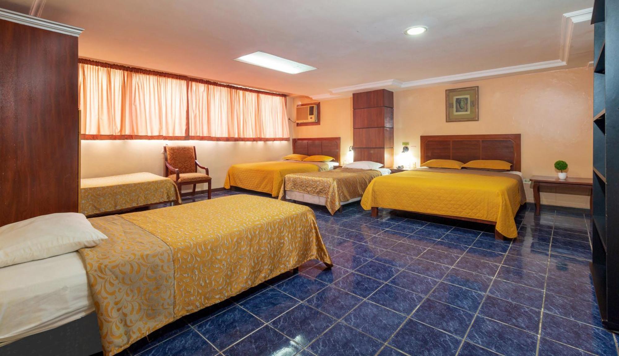 Hotel Malecon Inn جواياكيل المظهر الخارجي الصورة