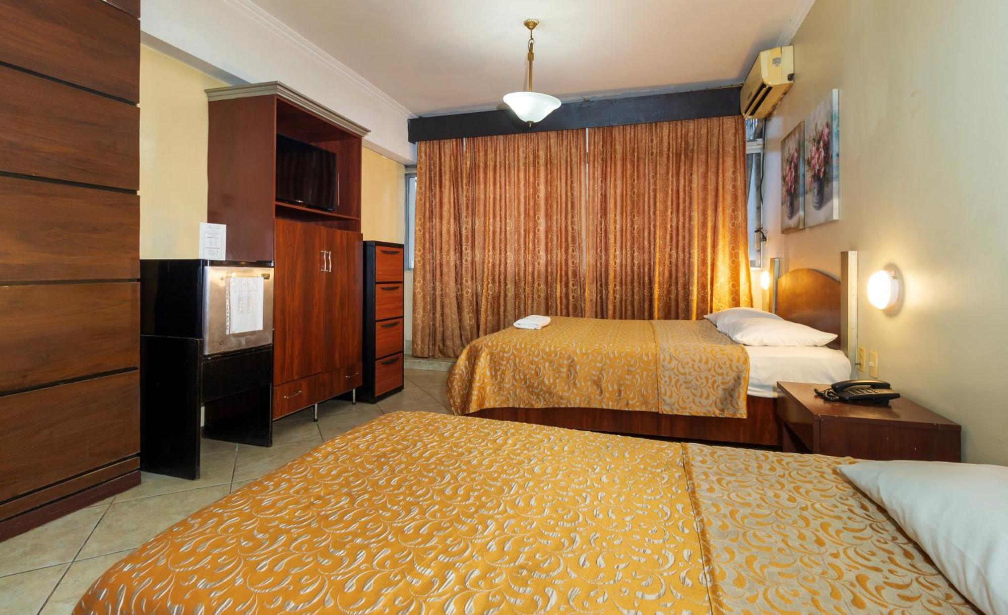 Hotel Malecon Inn جواياكيل المظهر الخارجي الصورة