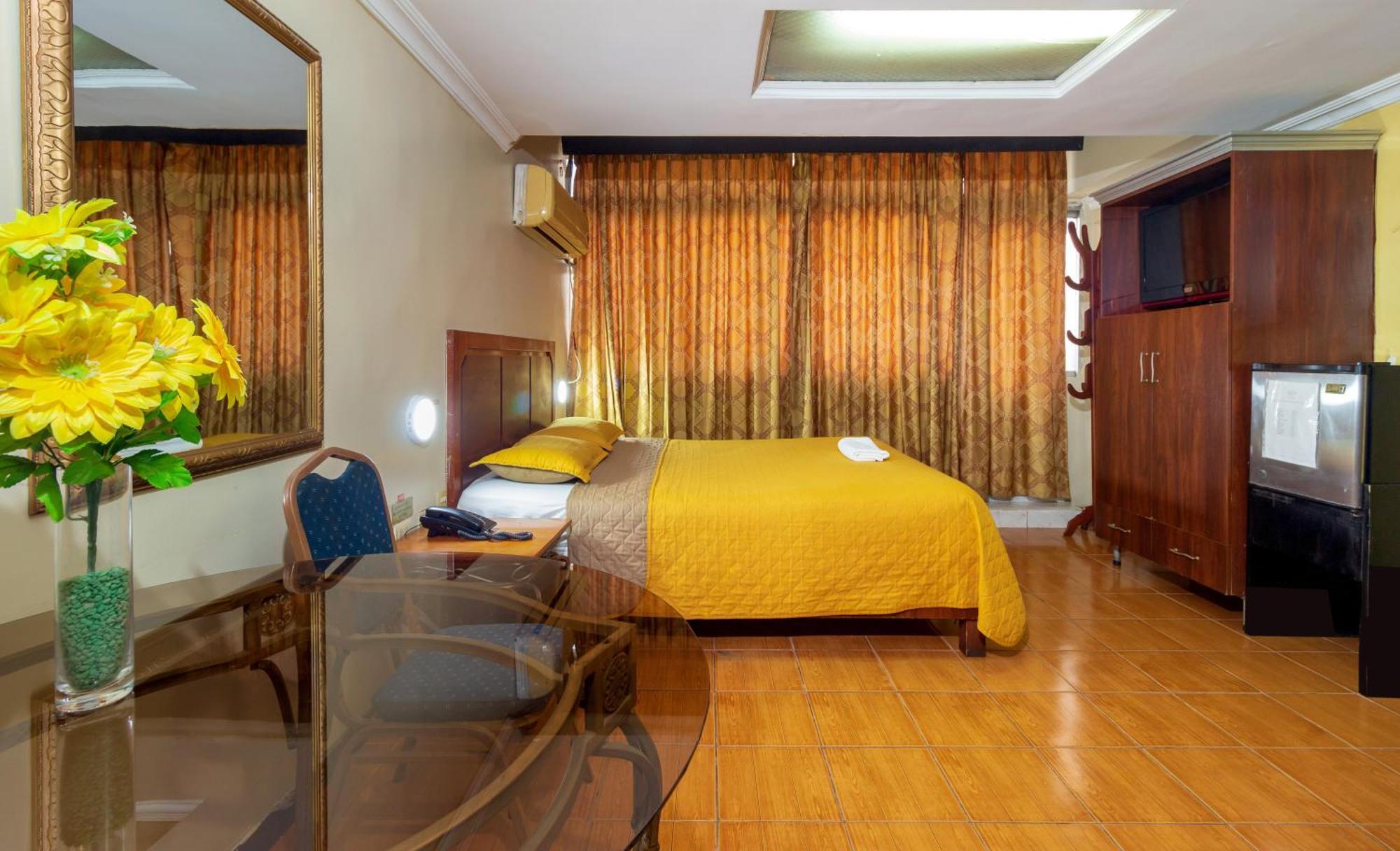 Hotel Malecon Inn جواياكيل المظهر الخارجي الصورة