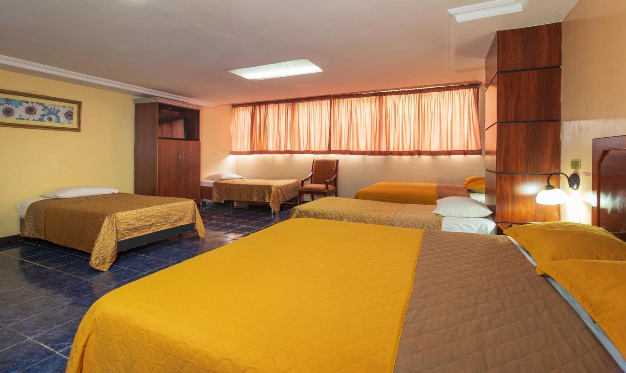 Hotel Malecon Inn جواياكيل المظهر الخارجي الصورة