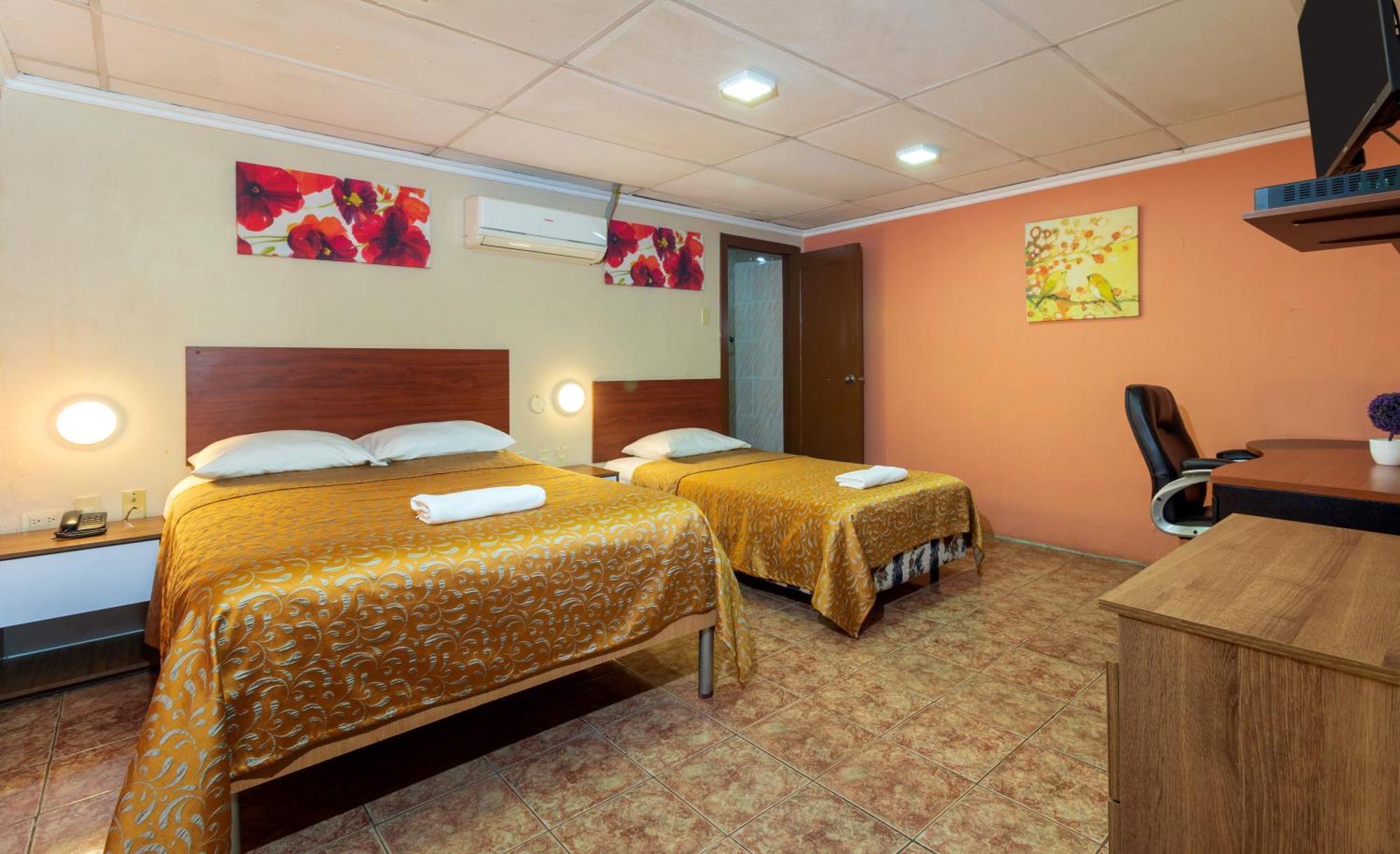 Hotel Malecon Inn جواياكيل المظهر الخارجي الصورة