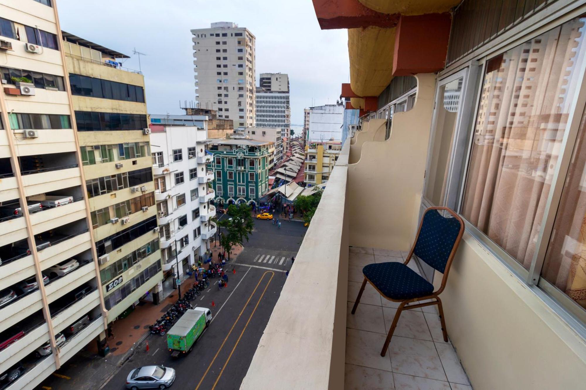 Hotel Malecon Inn جواياكيل المظهر الخارجي الصورة