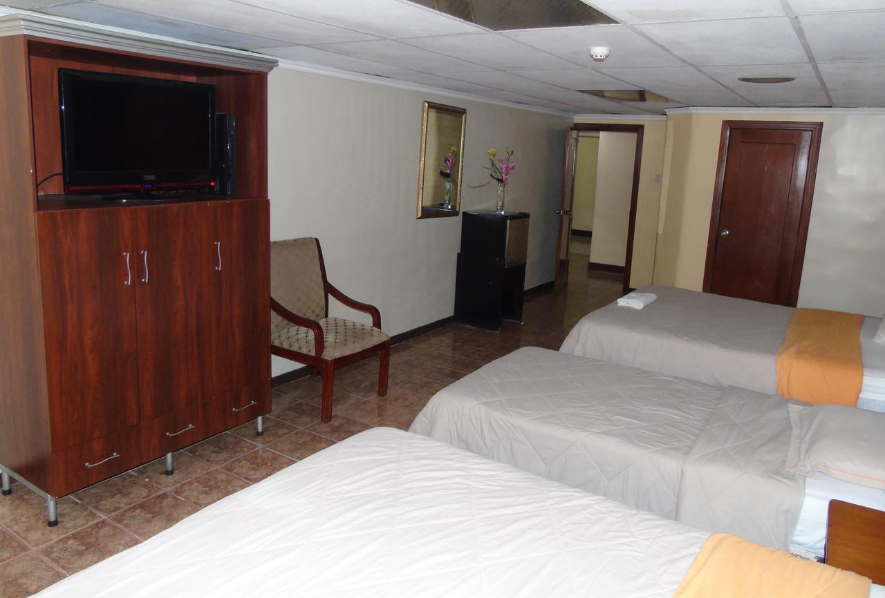 Hotel Malecon Inn جواياكيل المظهر الخارجي الصورة