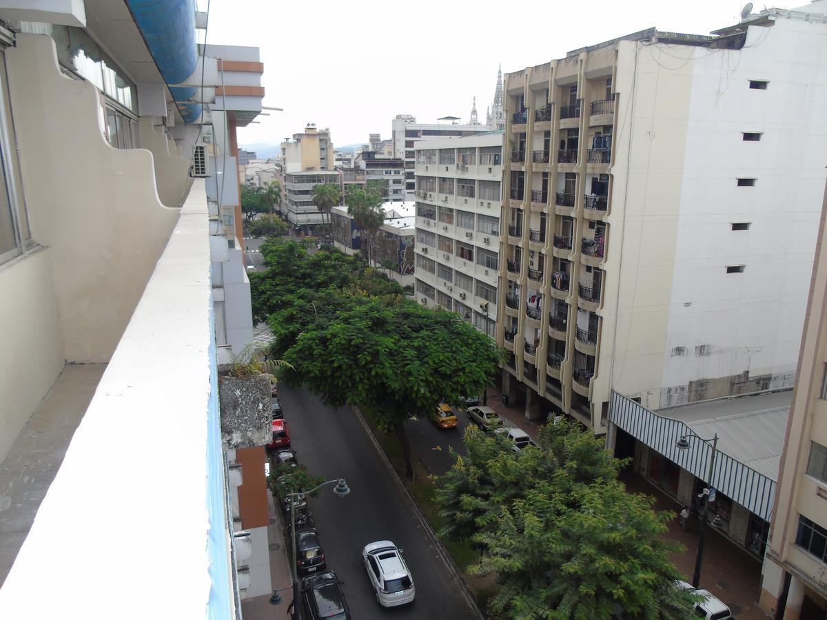 Hotel Malecon Inn جواياكيل المظهر الخارجي الصورة